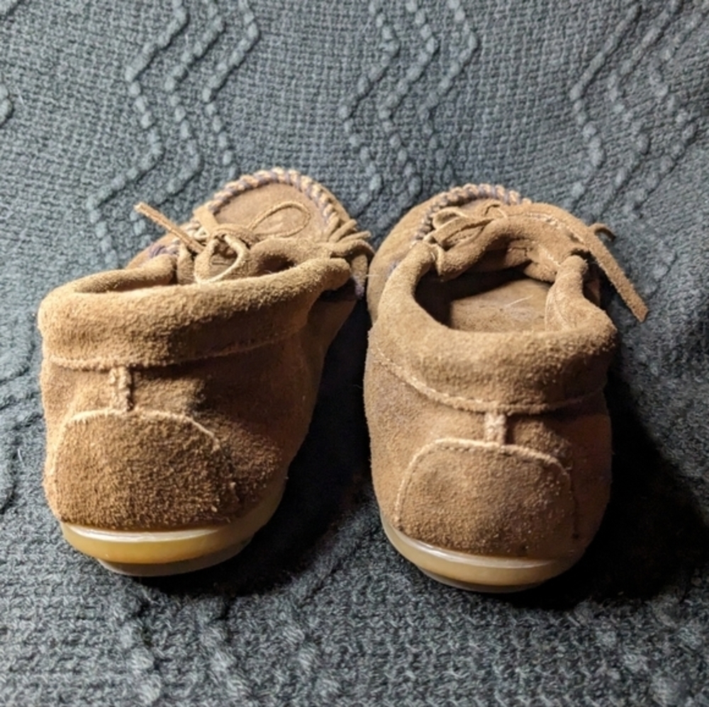 Minnetonka Size 6 Brown Leather Moccasins - Picture 5 of 8